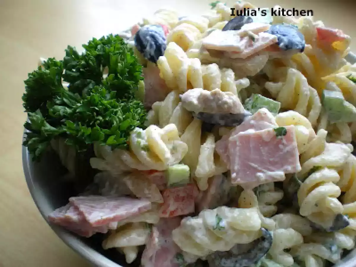 Salata cu paste - poza 3