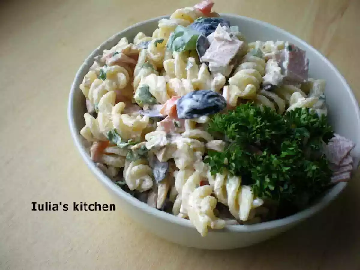 Salata cu paste - poza 5