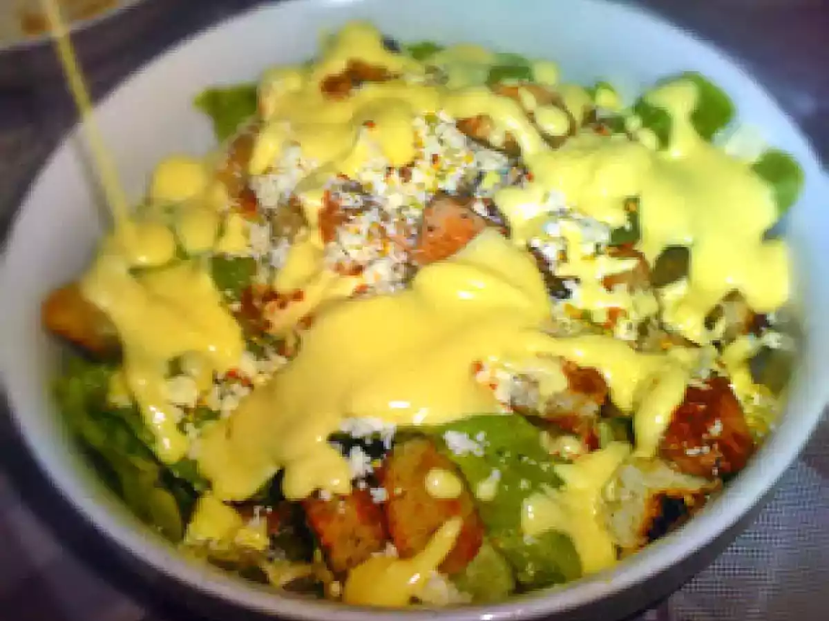 Salata cu piept de pui si crutoane - poza 3