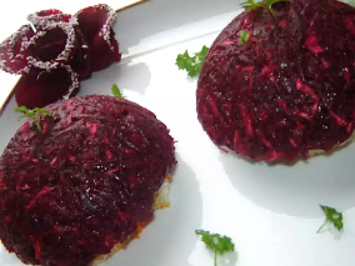 Salata cu sfecla si peste afumat - poza 2