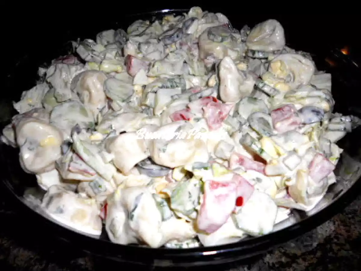 Salata cu tortellini