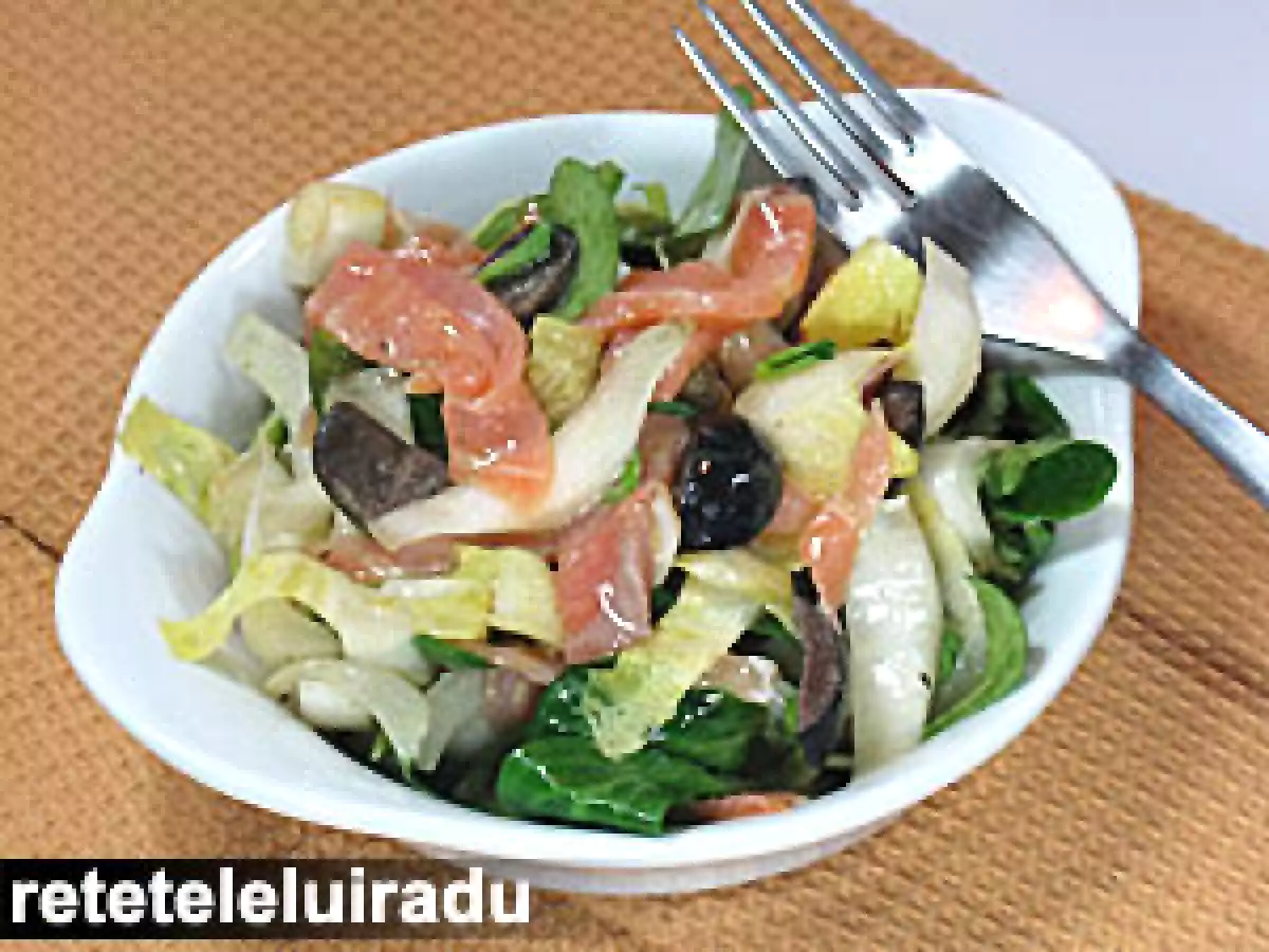 Salata de andive cu somon afumat
