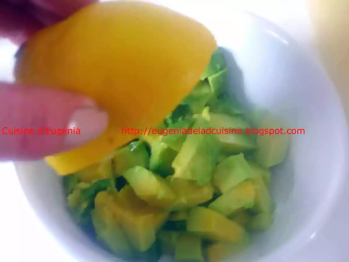 Salata de avocado (varianta) - poza 2