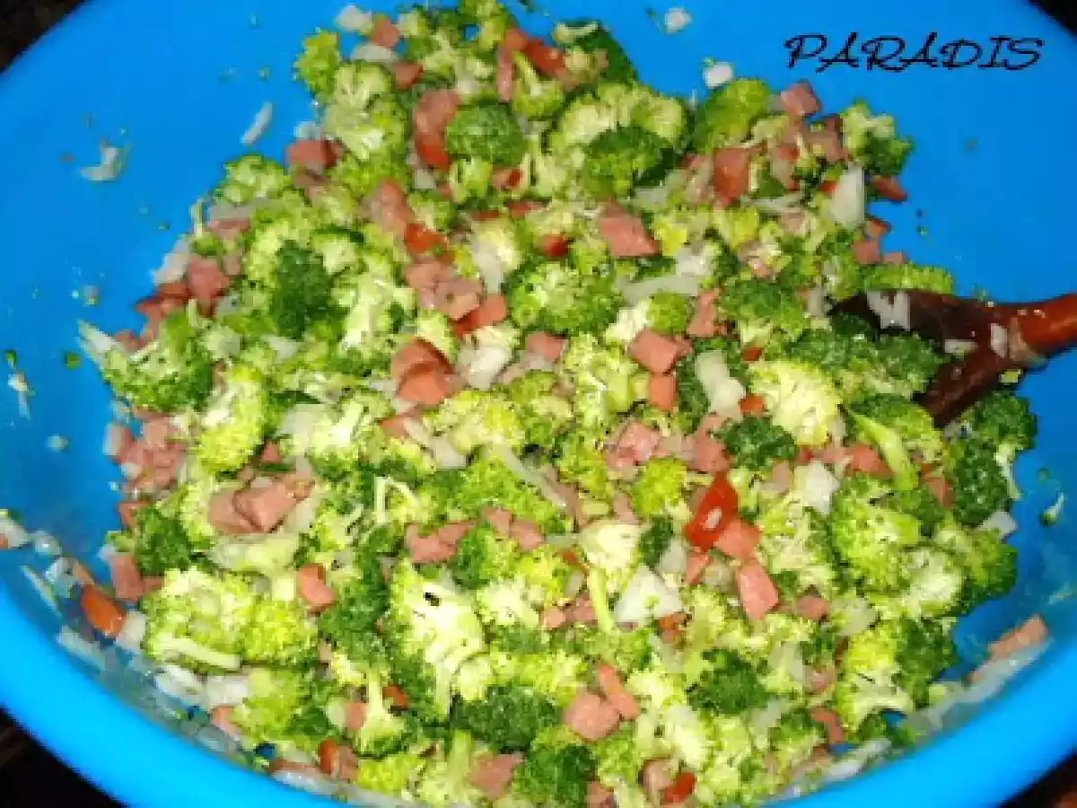 SALATA DE BROCCOLI - poza 3