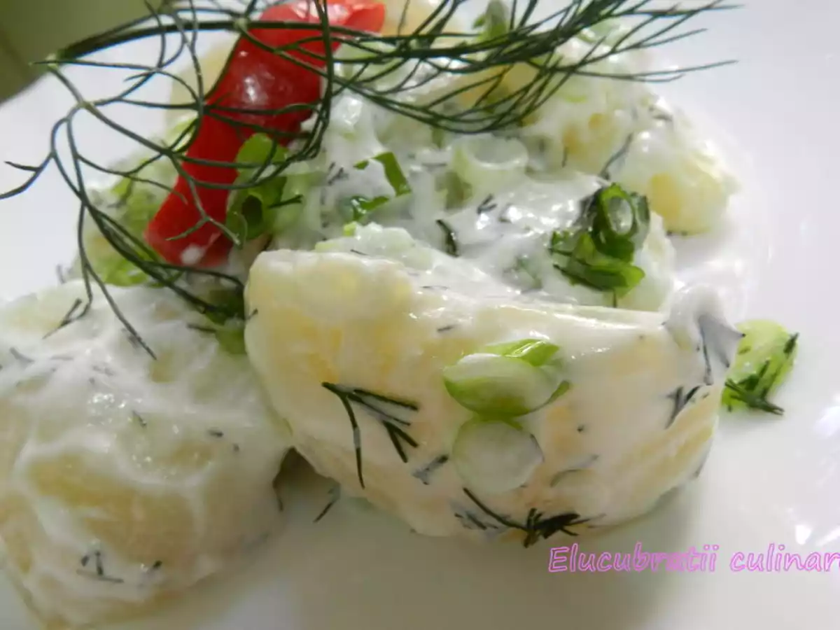 Salată de cartofi noi