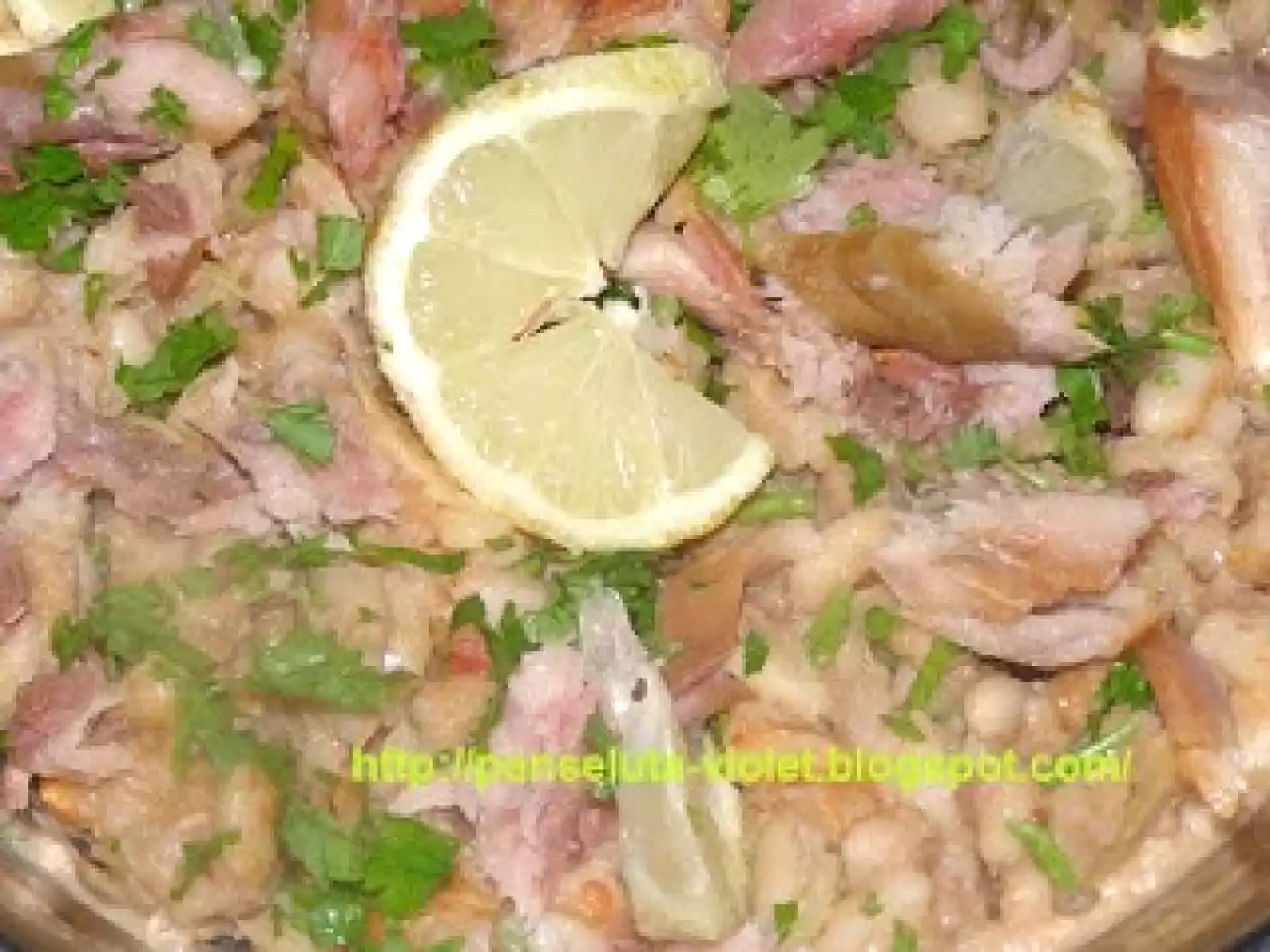 Salata de fasole cu peste afumat