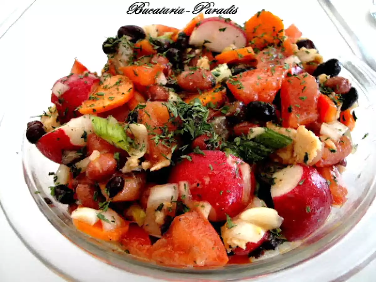 SALATA DE FASOLE IN CULORI CU PESTE AFUMAT - poza 8