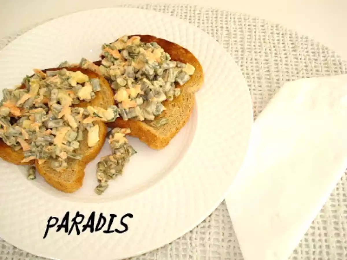 SALATA DE FASOLE VERDE