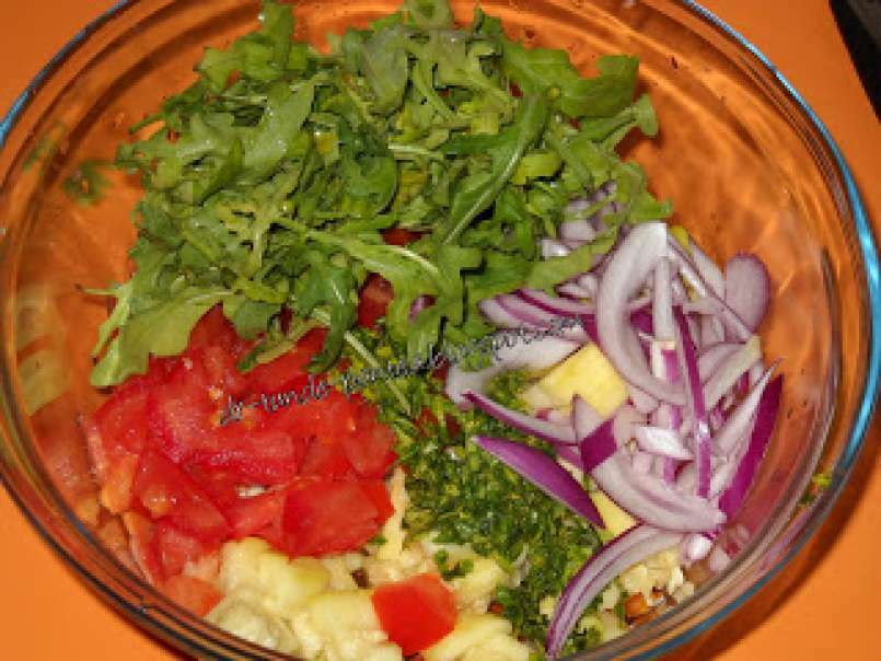Salata de legume, rucola cu paste si sos de mustar - poza 5