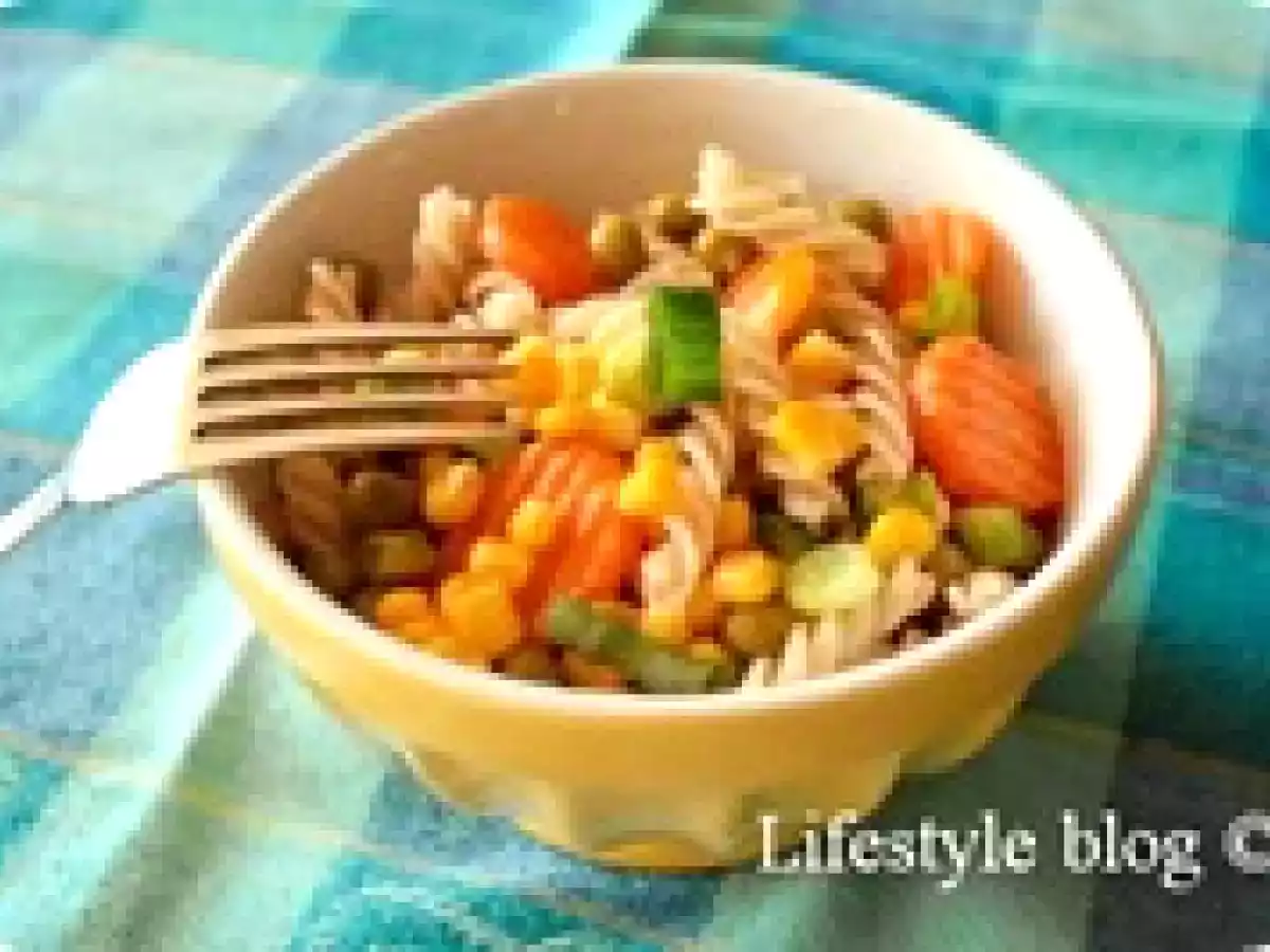 Salata de paste cu legume