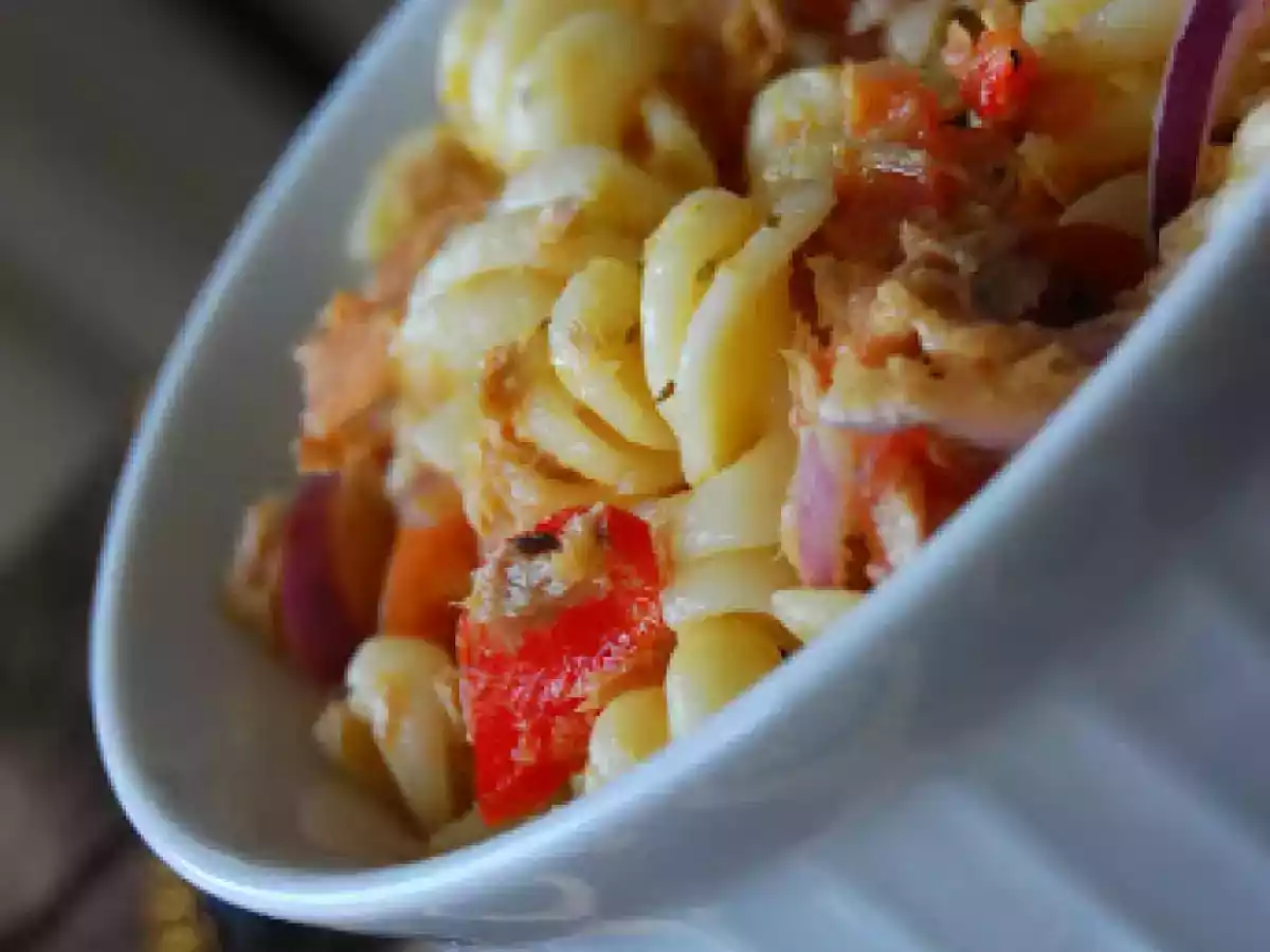 Salata de paste cu ton
