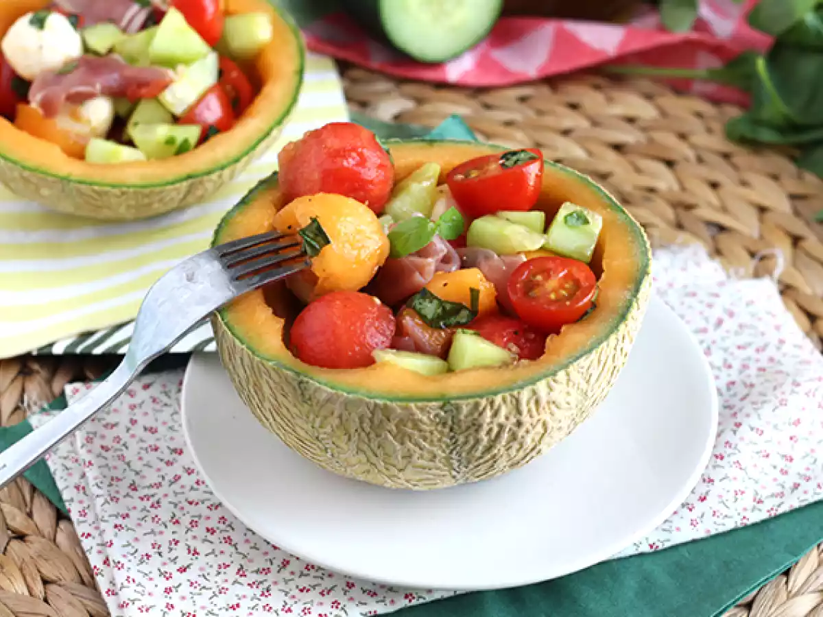 Salata de pepene in pepene - poza 3