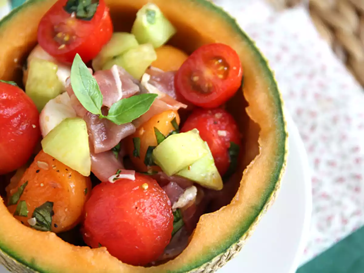 Salata de pepene in pepene - poza 5