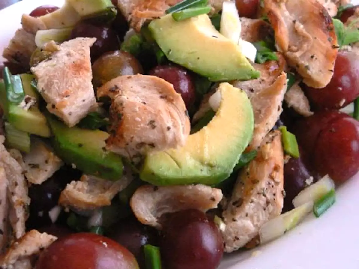 Salata de Pui cu Avocado - poza 2