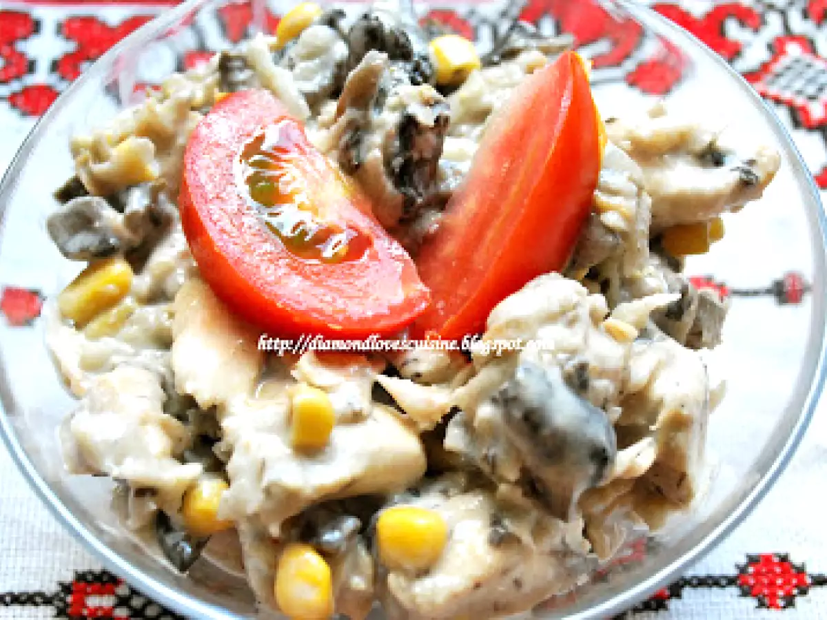 Salata de pui cu ciuperci si porumb - poza 2