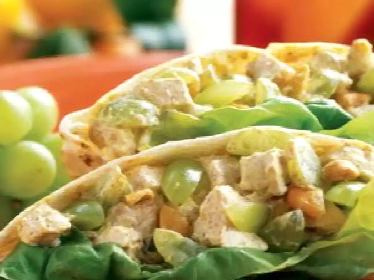 Salata de pui cu curry si maioneza