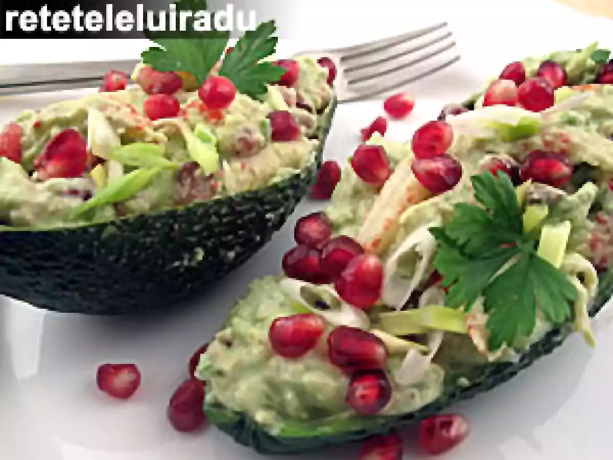 Salata de raci cu avocado si rodie