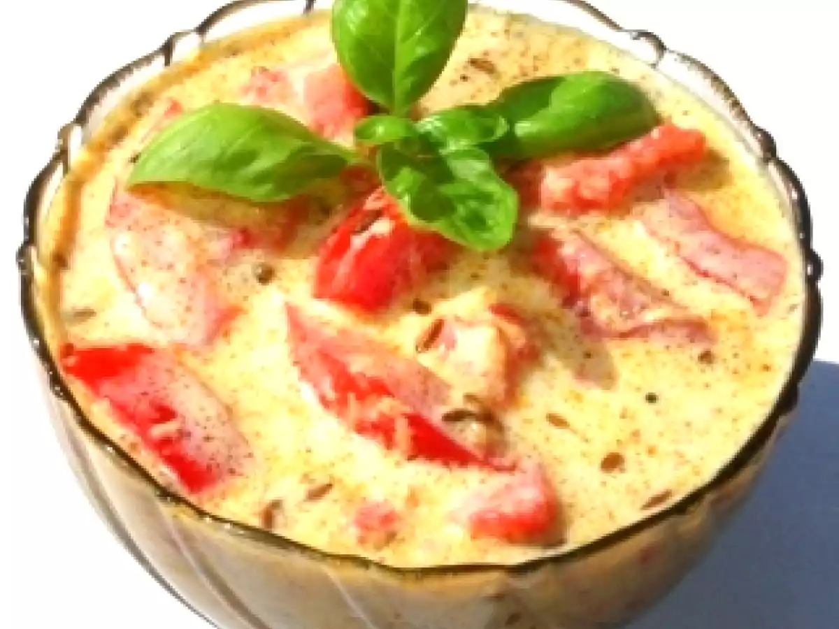 Salata de Rosii cu Iaurt