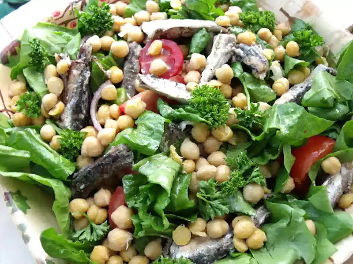 Salata de sardine si naut (sardines &chickpeas salad) - poza 2