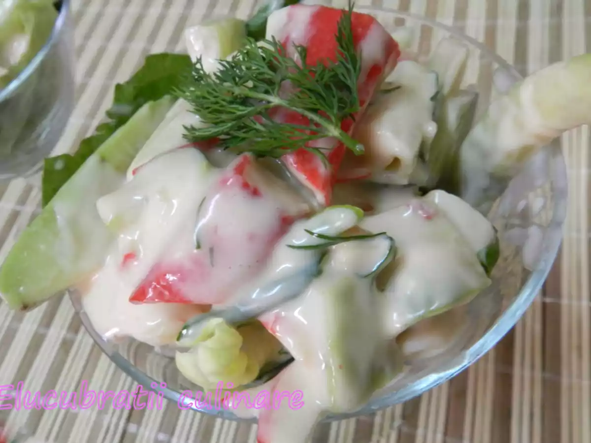 Salată de surimi