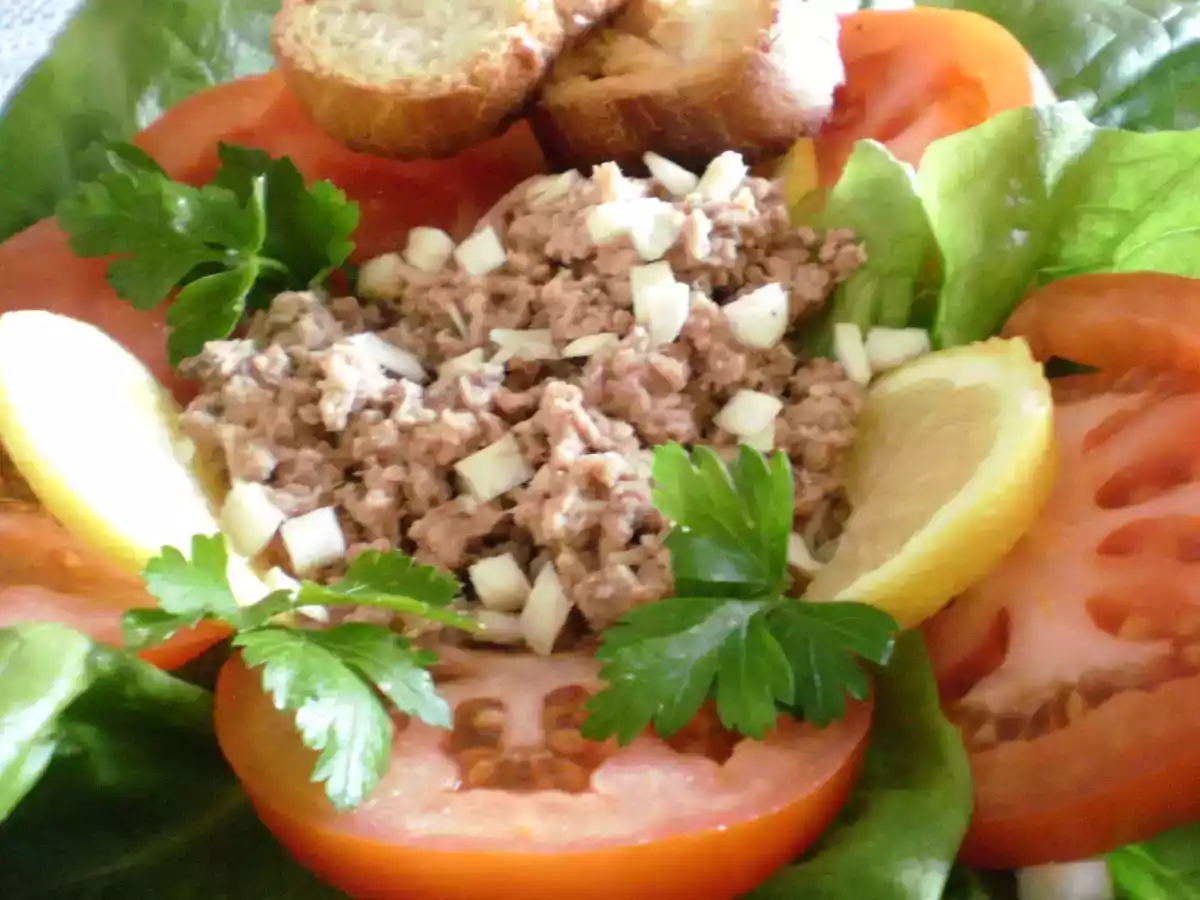 Salata de ton cu hrean - poza 2