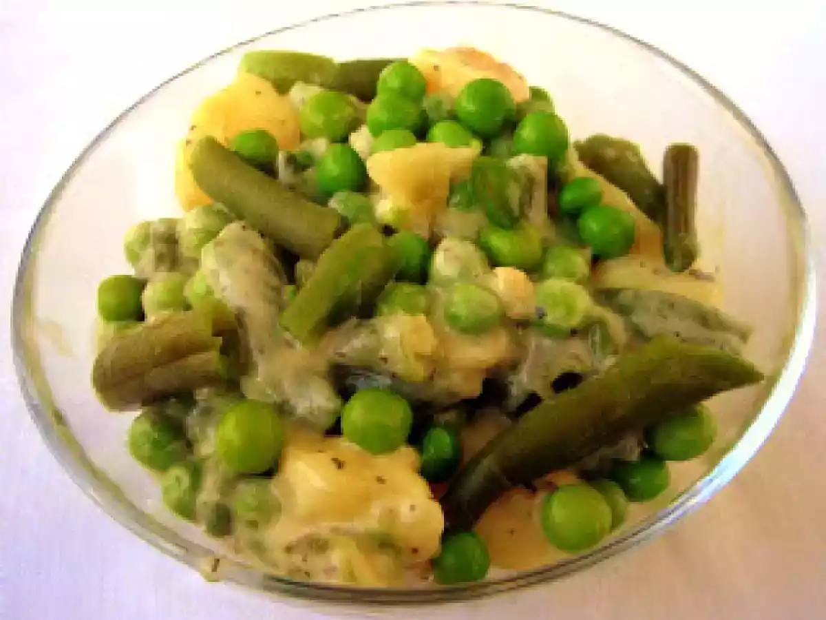 Salata de vara cu cartofi si maioneza mentolata