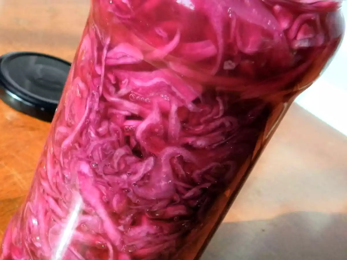 Salată de varză roșie cu ghimbir - poza 3