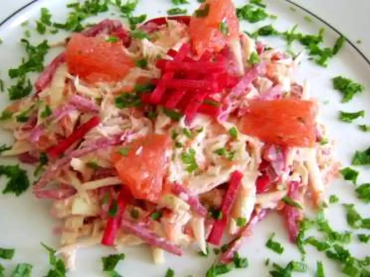 Salata din piept de pui cu grapefruit