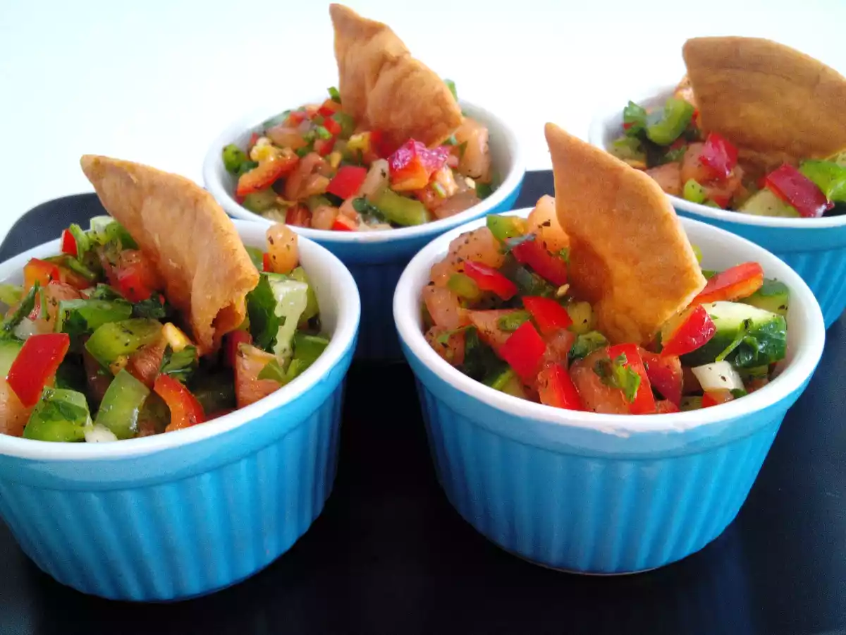 Salata Fattoush (reteta video)