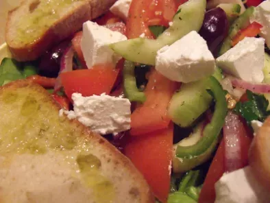 Salata greceasca (greek salad)