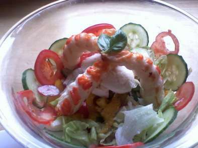 Salata mediteraneana cu creveti - poza 2