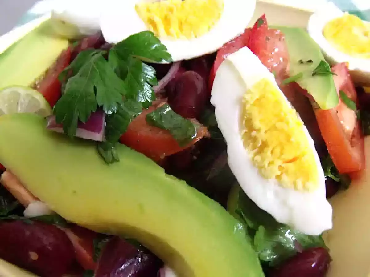 Salata mexicana cu fasole rosie - poza 3