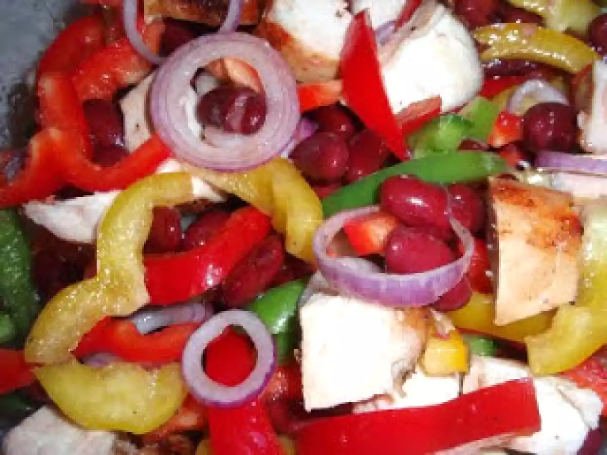 Salata mexicana cu pui