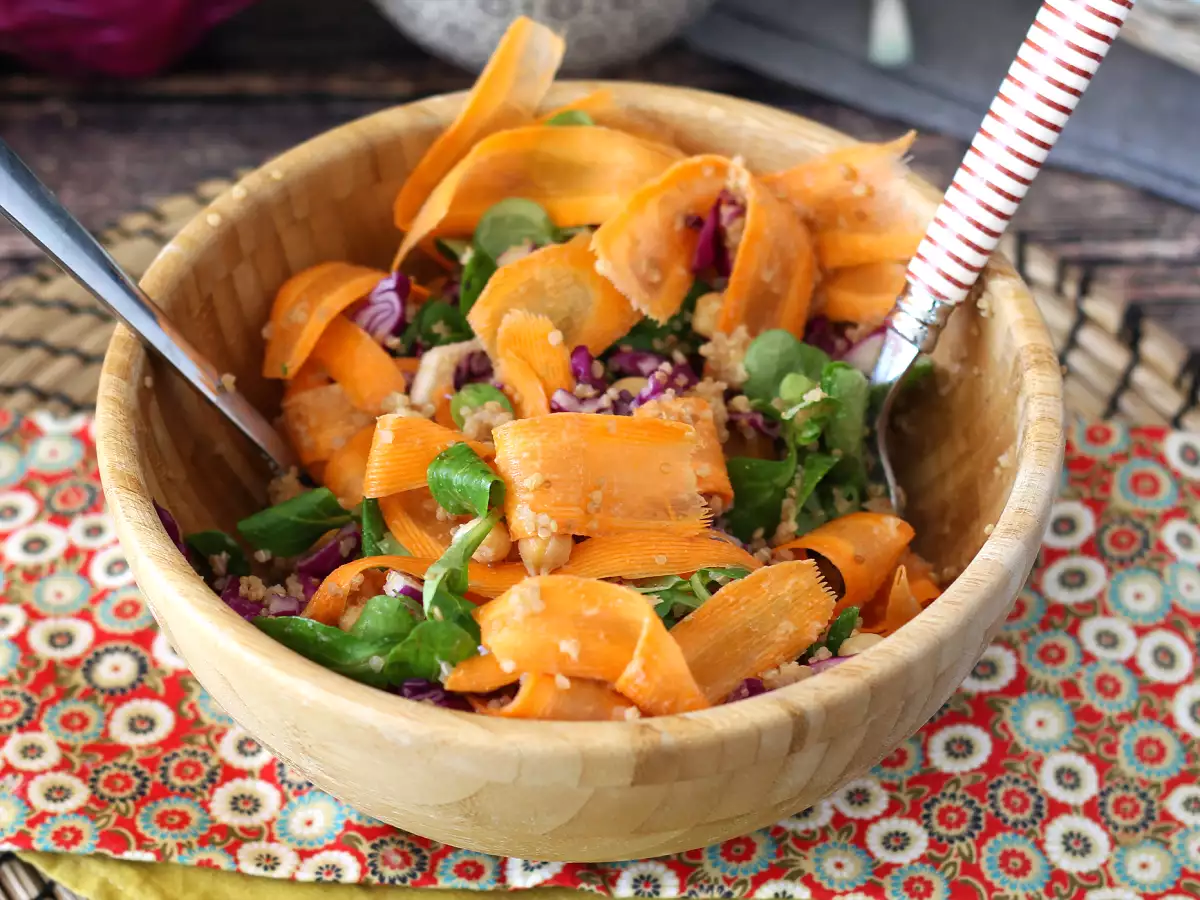 Salată vegetariană la borcan - poza 2