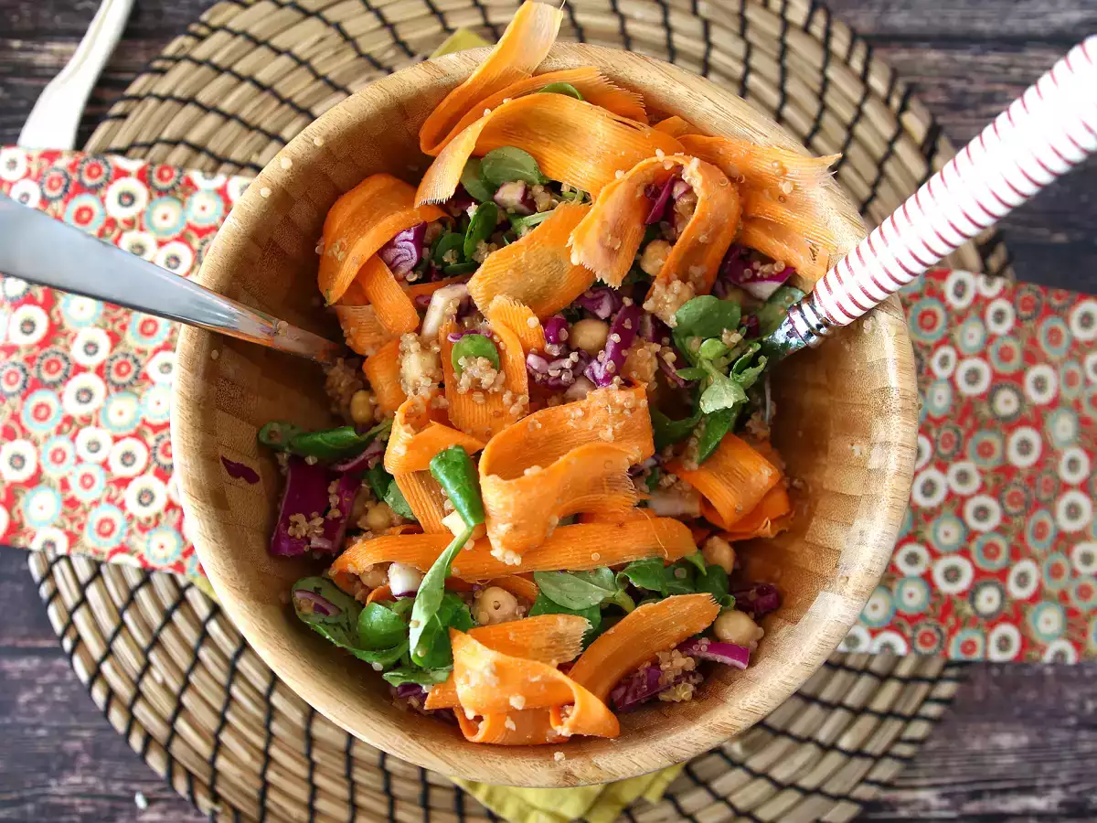 Salată vegetariană la borcan - poza 6