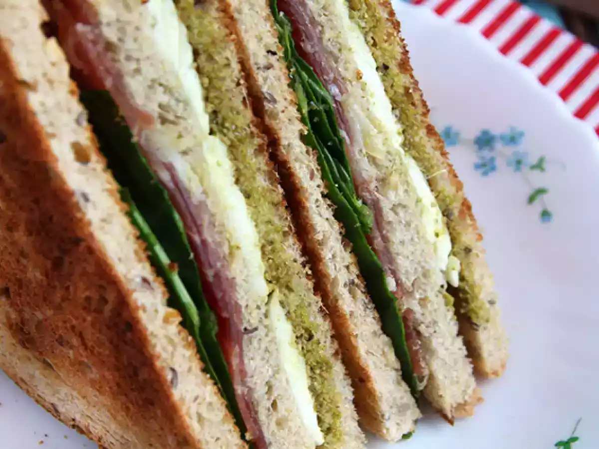 Sandwich Club Italian - poza 4