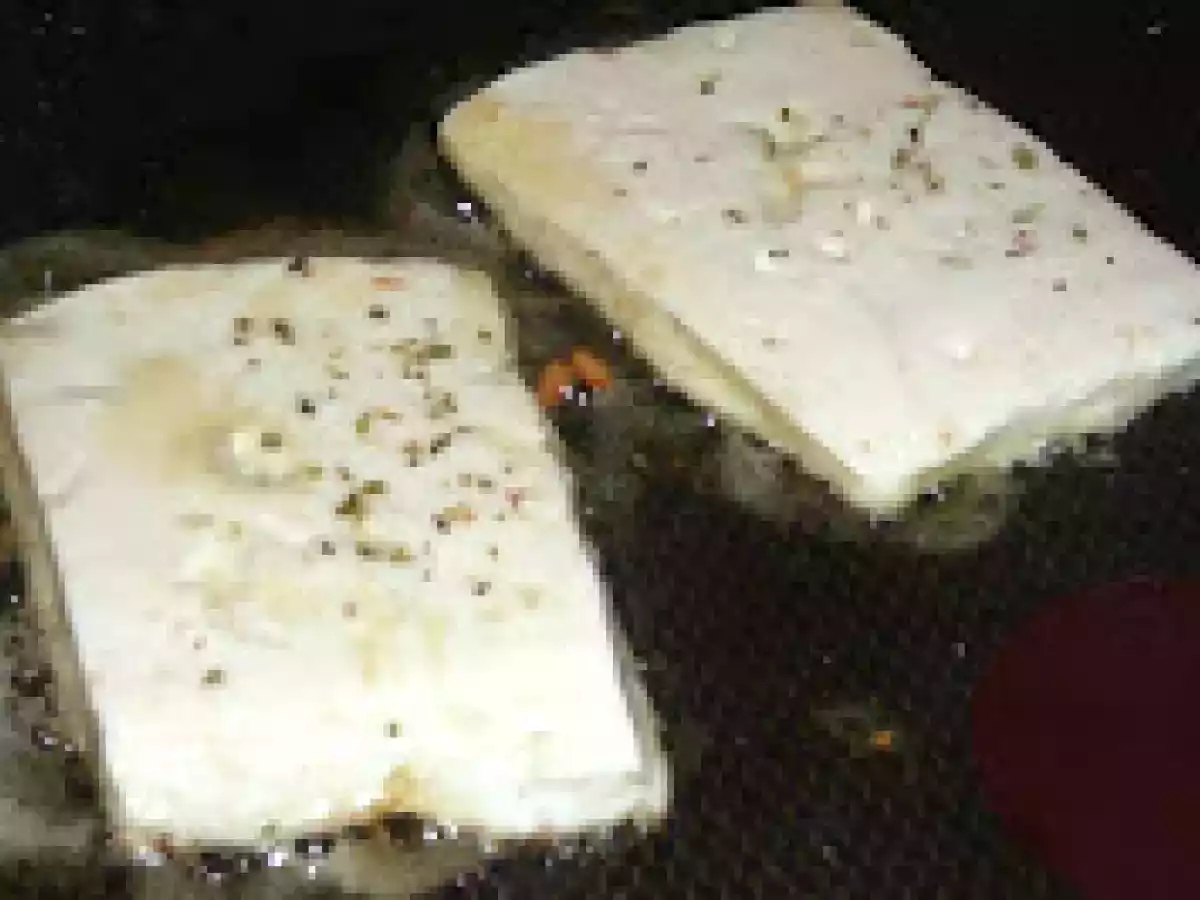 Sandwich cu friganele si branza prajita - poza 3