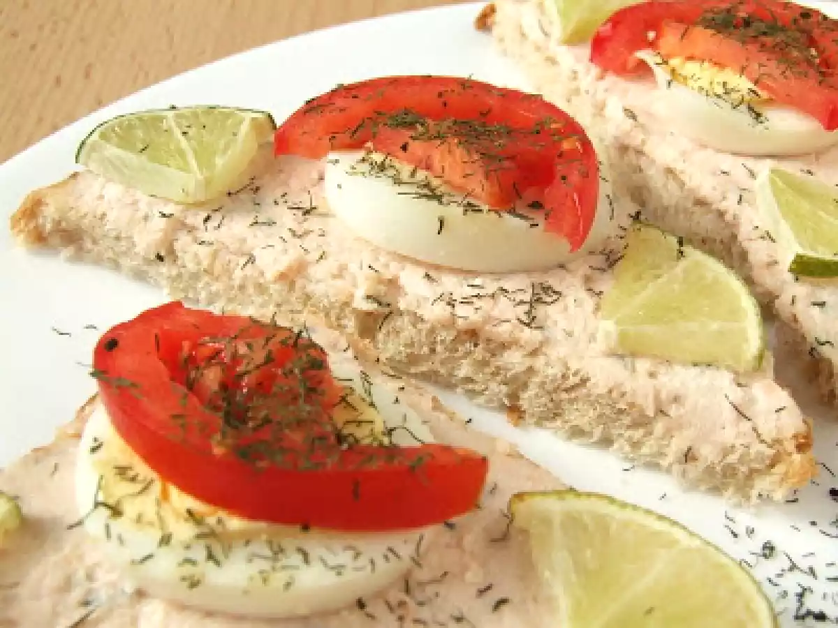 Sandwich-uri cu somon - poza 11