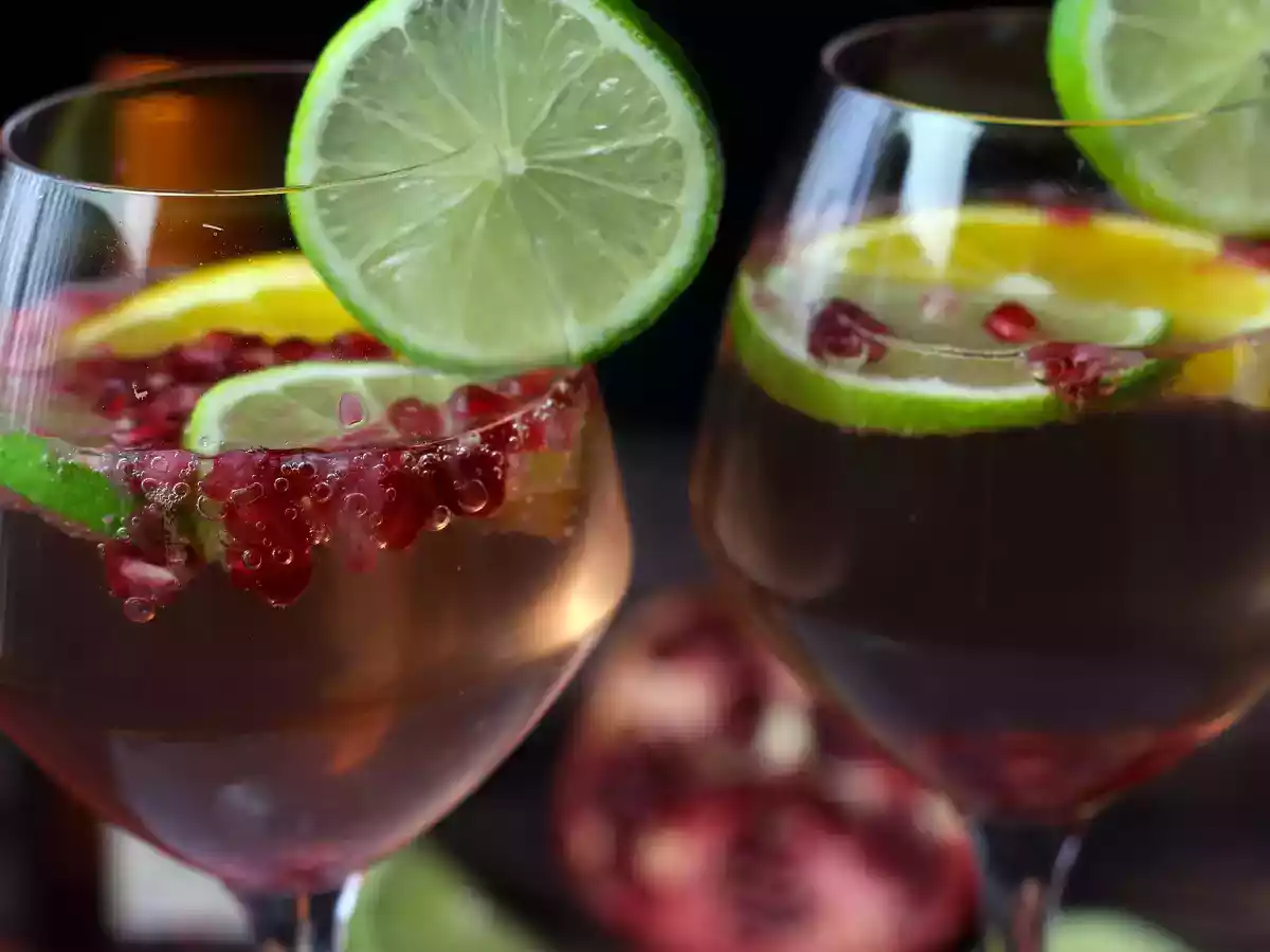 Sangria cu vin spumant: vedeta răcoritoare a sărbătorilor - poza 2