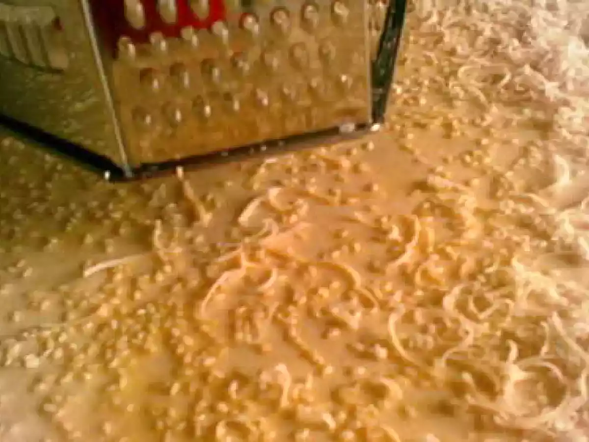 SARATELE FRAGEDE - poza 2