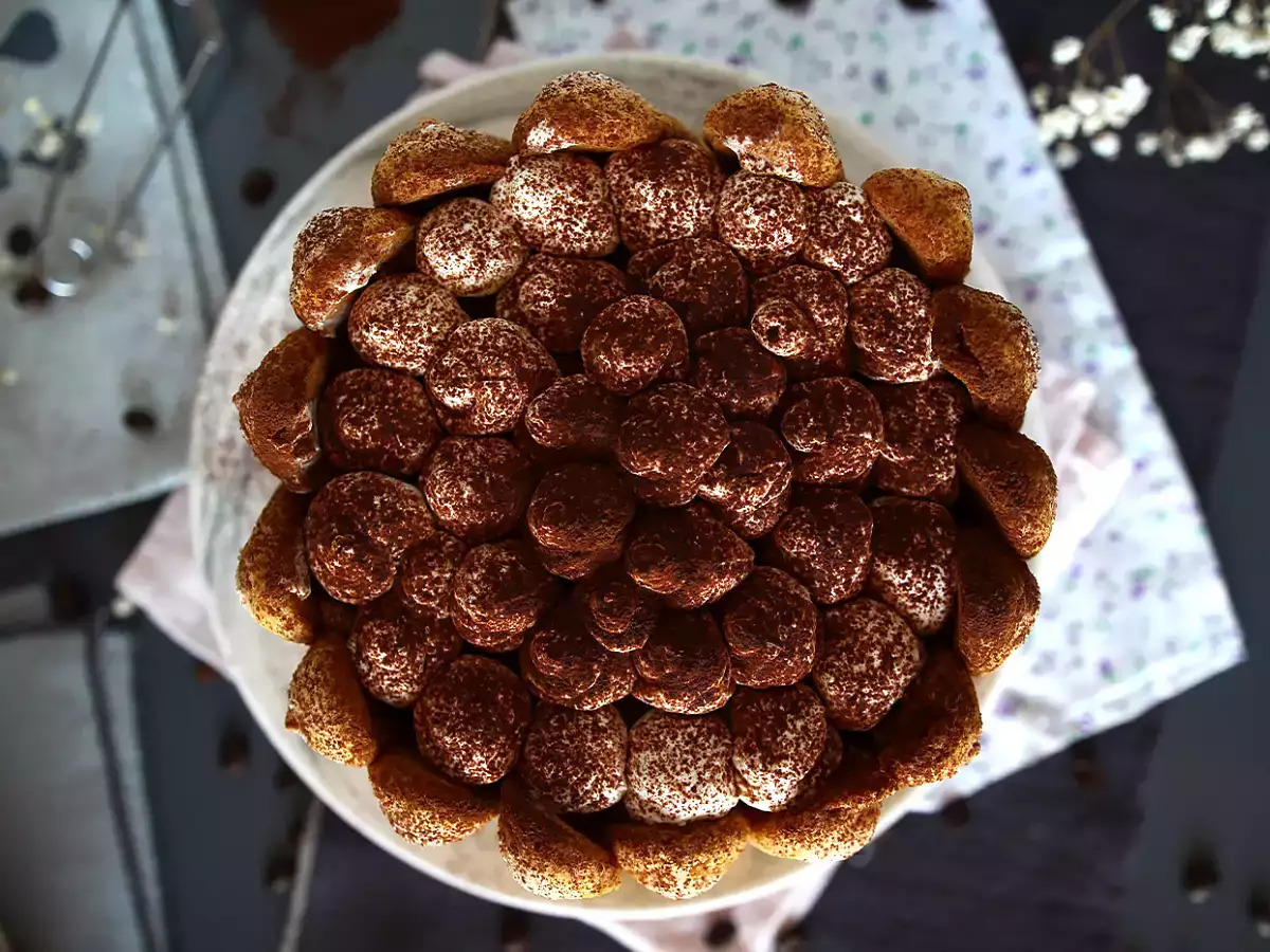 Sarlota in stil Tiramisu fara oua - poza 3