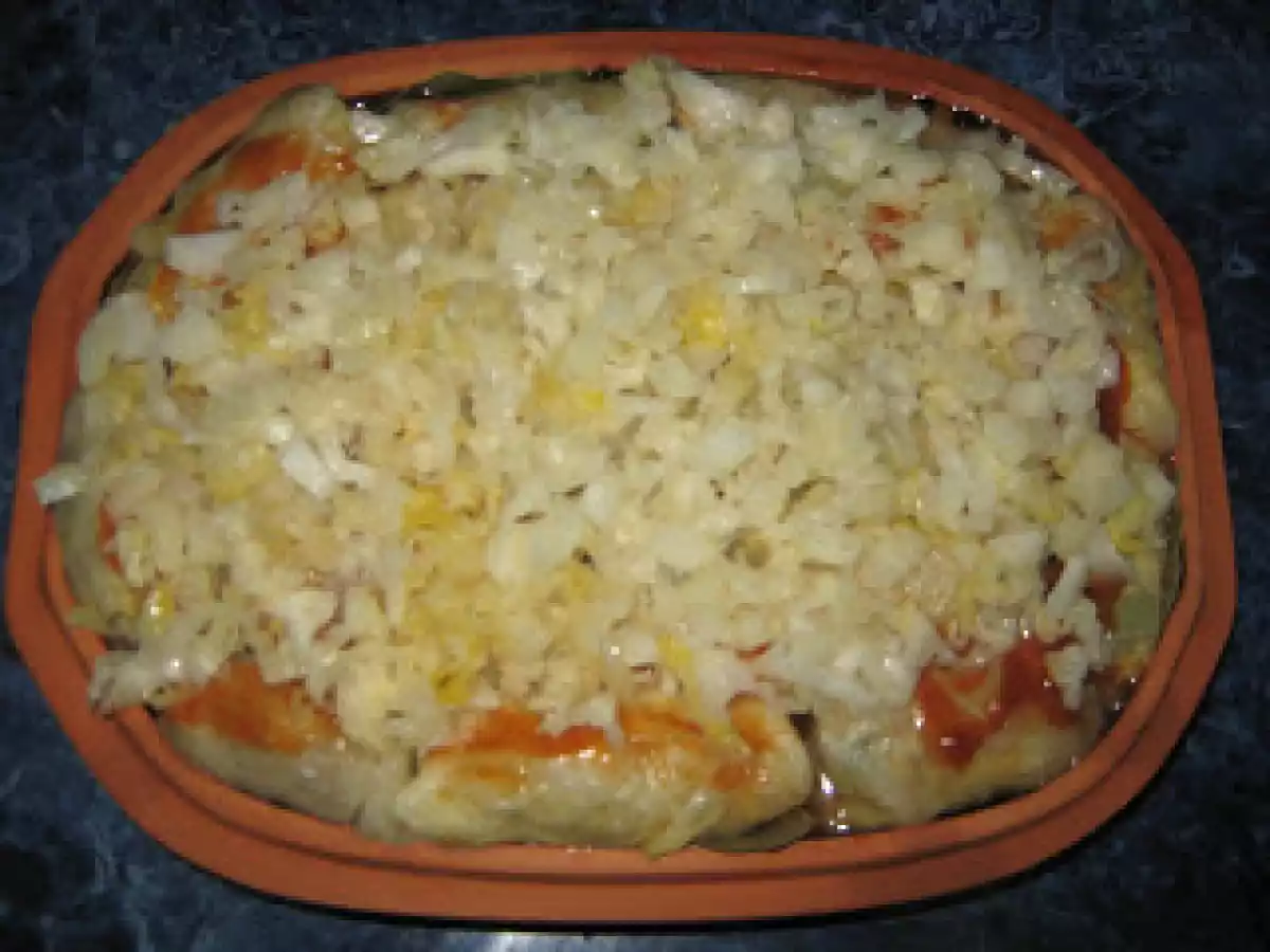 Sarmale in vas roman - poza 5