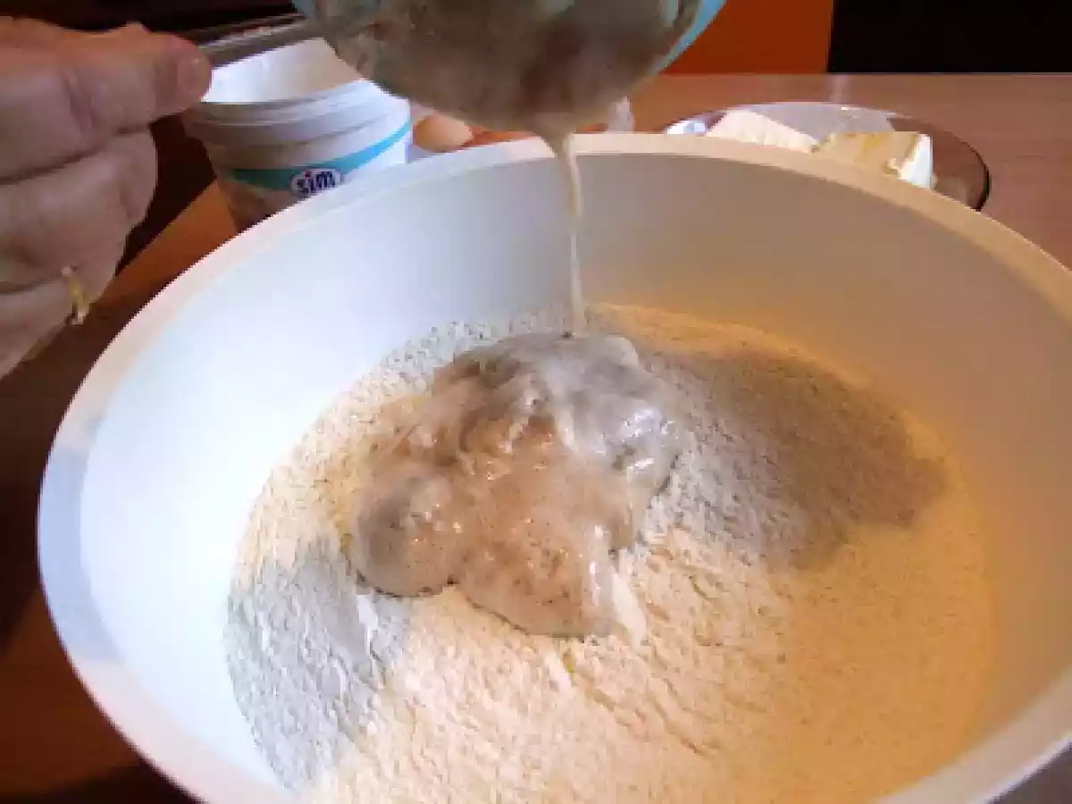 Saviecuta cu mac si nuca -Baigli - poza 6