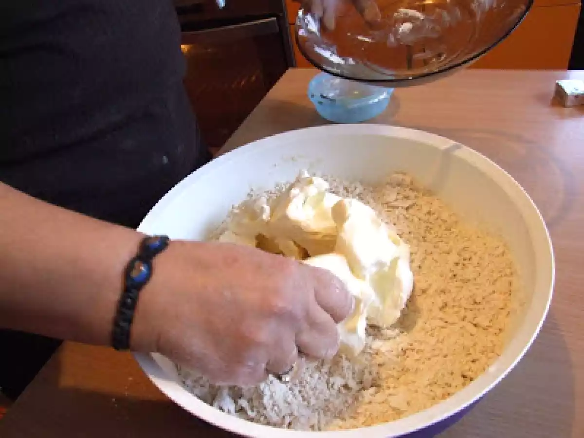 Saviecuta cu mac si nuca -Baigli - poza 11