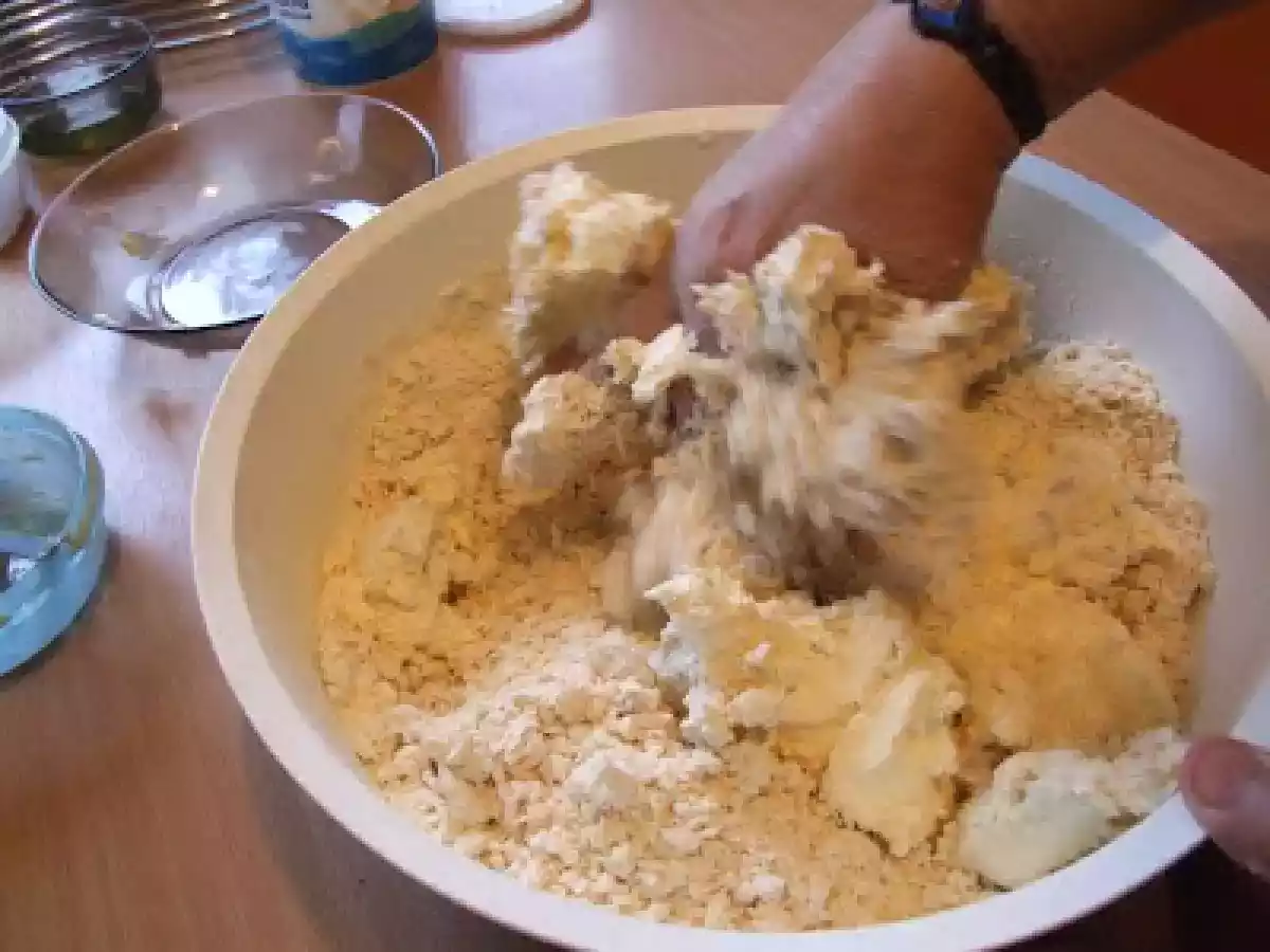 Saviecuta cu mac si nuca -Baigli - poza 12