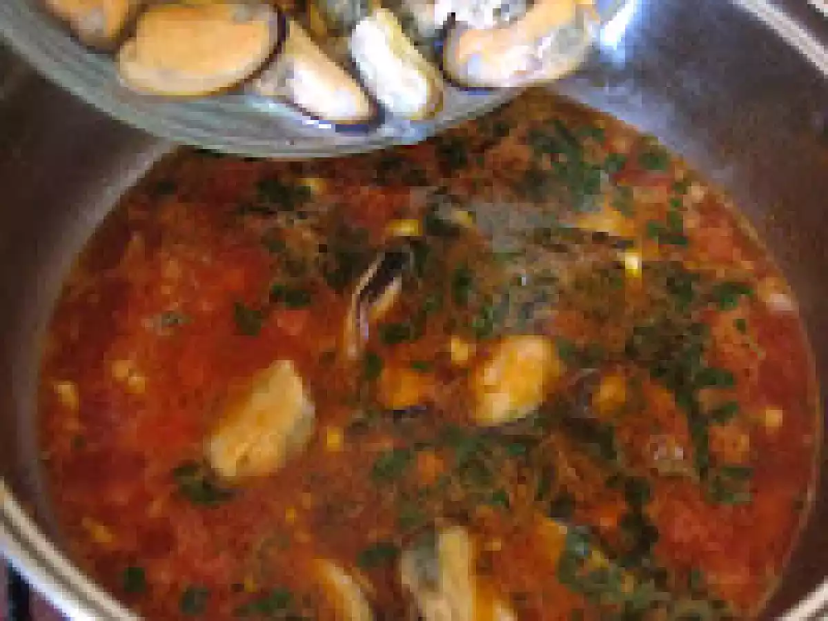 Scoici in sos de rosii - poza 4