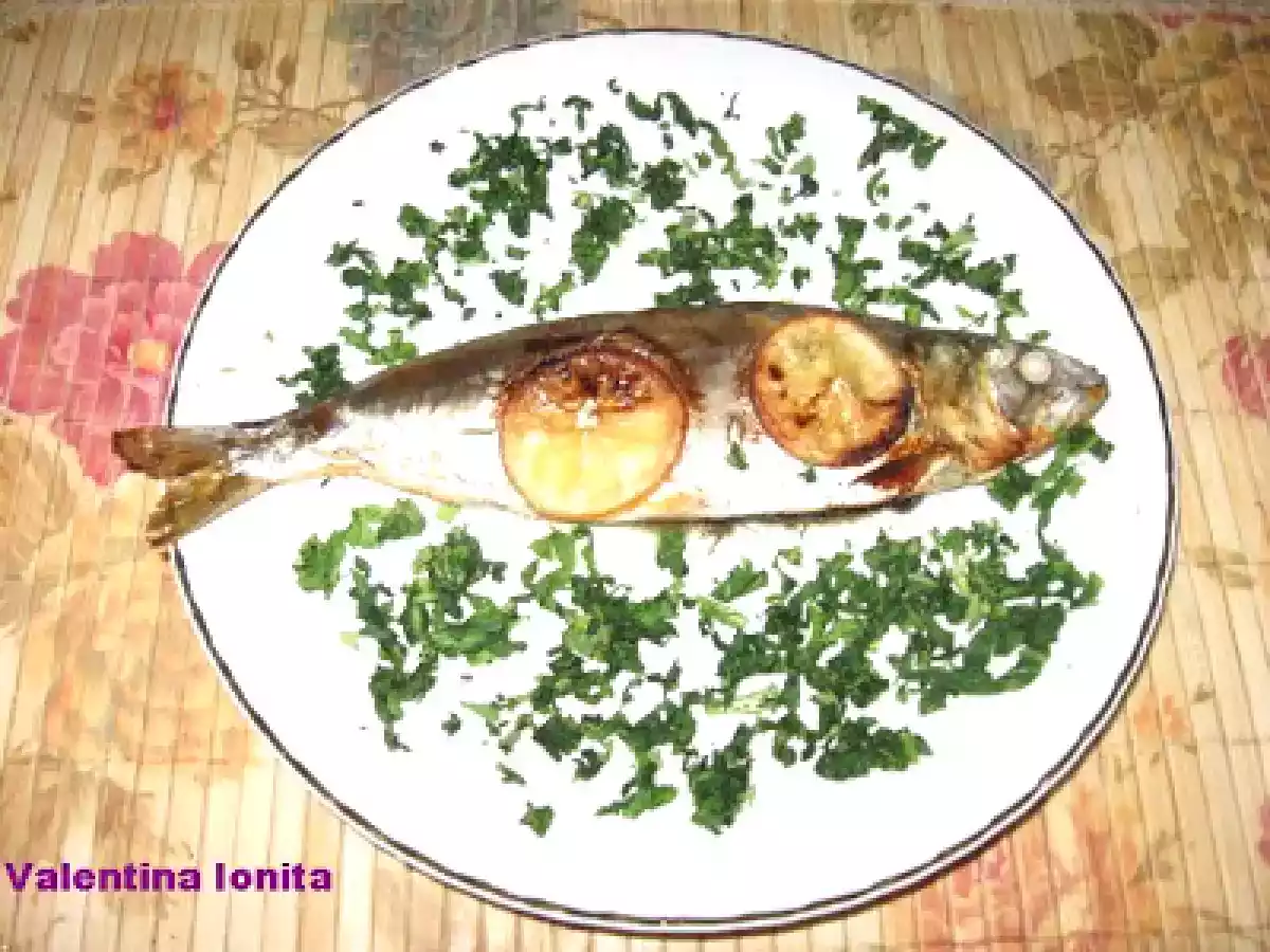 Scrumbie umpluta cu verdeturi-specialitate dobrogeana - poza 2