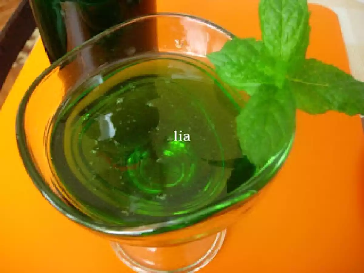 Sirop natural din menta
