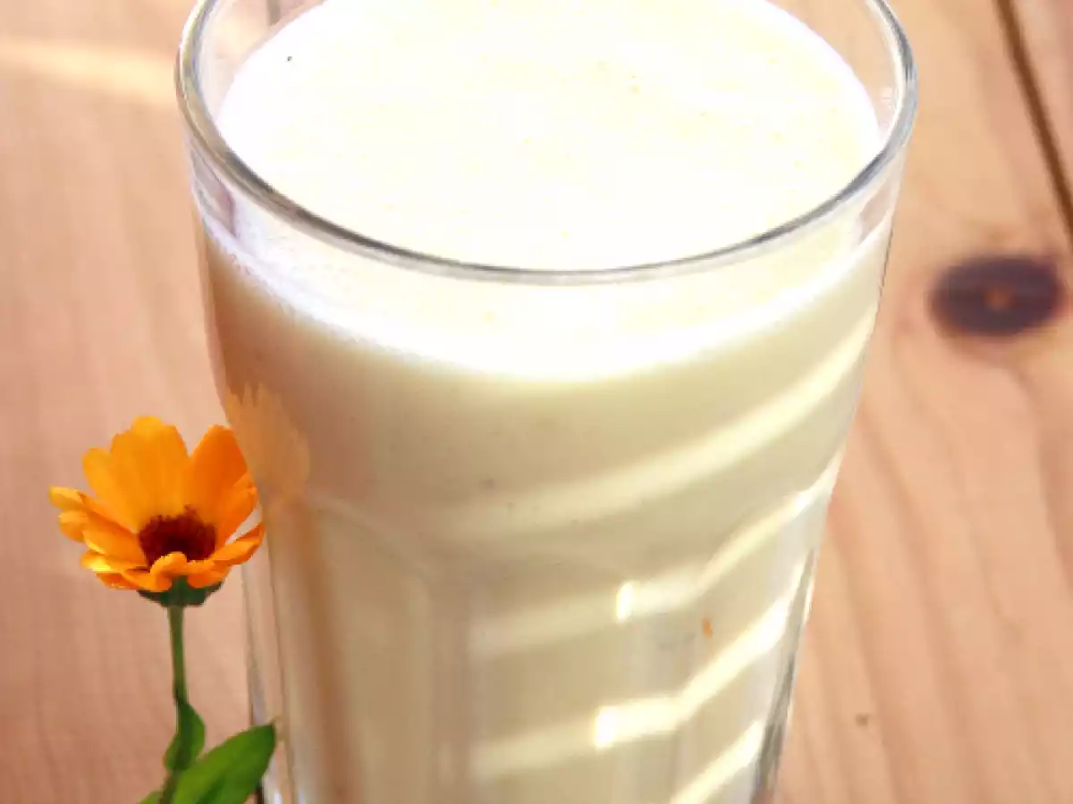 Smoothie de mango si iaurt