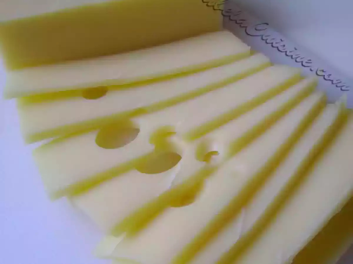 Snitel cu sos de rosii si emmentaler - poza 7